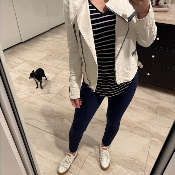 Women's White Jacket - Picture 7 of 12